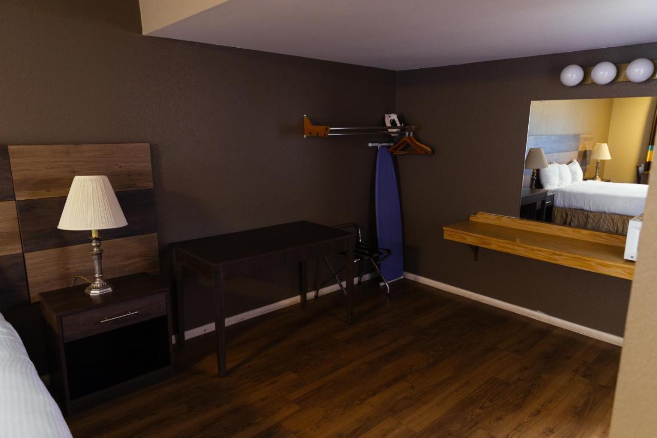 Cozy Inn Коста Меса Екстериор снимка
