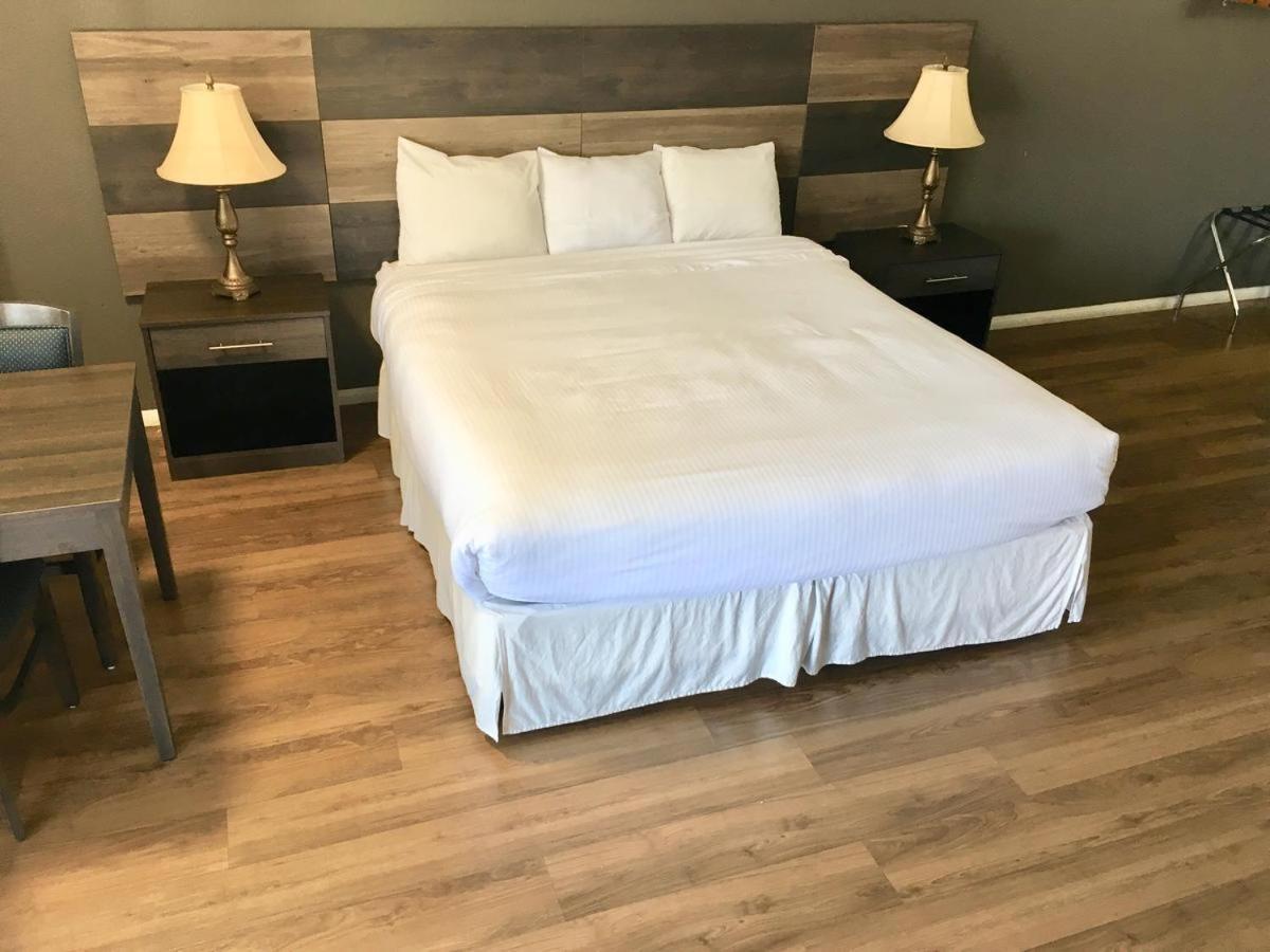 Cozy Inn Коста Меса Екстериор снимка